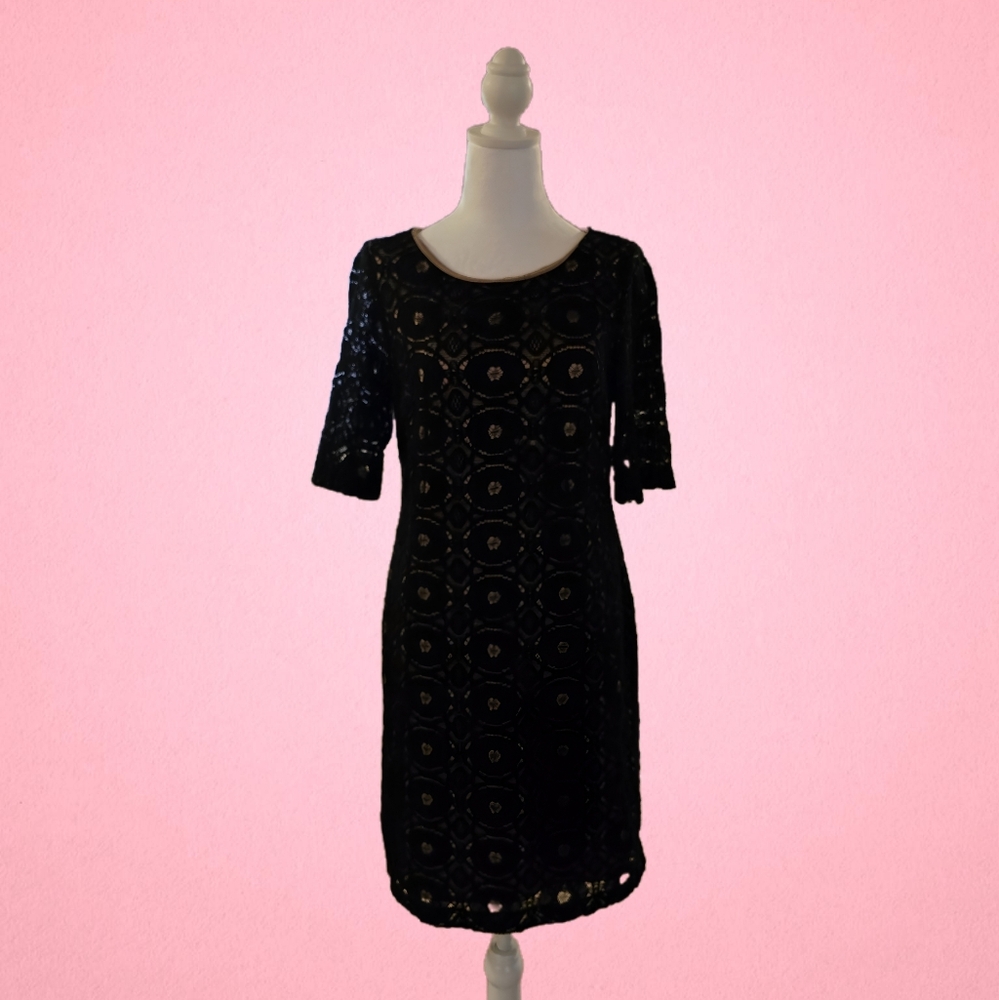 Elegant Black Lace Mini Dress